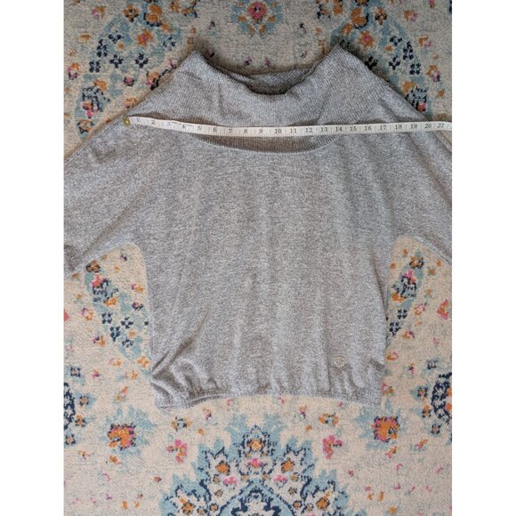 Women's Super Soft Gray Cowl Neck 3/4 Sleeve Sweater Top with Banded Hem - Large - Picture 5 of 9